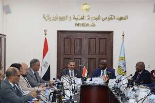 معهد البحوث الفلكية يستقبل وزير المعادن بجمهورية السودان لبحث التعاون المشترك |صور
