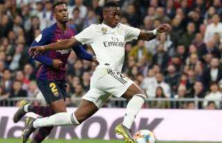 ريال مدريد يطالب فينيسيوس باتخاذ قرار سريع بشأن مستقبله مع النادي