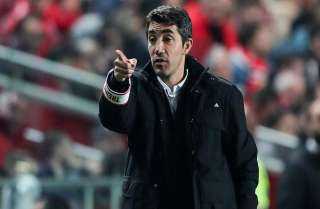 فلومينينسي البرازيلي ينافس الأهلي على المدرب البرتغالي برونو لاج