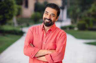حميد الشاعري يقدم الأغنية الدعائية لفيلم «فيها إيه يعني» لماجد الكدواني