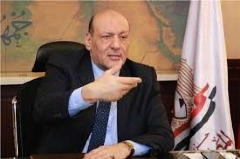 المستشار حسين أبو العطا، رئيس حزب ”المصريين