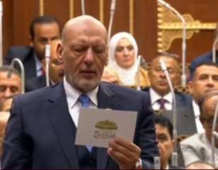 رئيس حزب ”المصريين” يؤدي اليمين الدستورية عضوًا بمجلس الشيوخ.. ويؤكد: مسؤولية تاريخية لخدمة قضايا الوطن