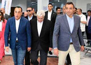رئيس الوزراء يستعرض الموقف التنفيذي لأبرز المشروعات والمبادرات بمحافظة السويس