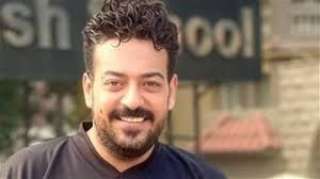 وداع حزين.. أبرز المشاهد المؤثرة في جنازة المطرب الشعبي إسماعيل الليثي| صور