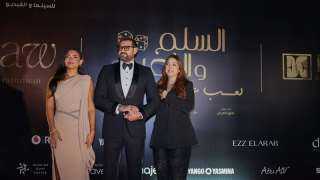 كندة علوش تدعم عمرو يوسف في العرض الخاص لفيلم ”السلم والثعبان 2- لعب عيال”