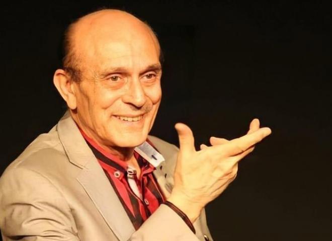 محمد صبحي يطمئن جمهوره: بصحة جيدة وبخير بفضل الله