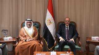 وزير العمل يبحث مع السفير الإماراتي تعزيز التعاون في مجالات التدريب