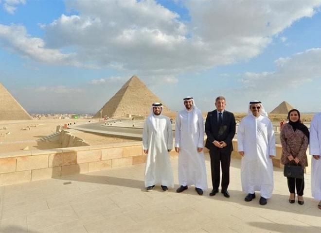 وزير الإعلام البحريني من المتحف الكبير: صرح حضاري يجسد عظمة التاريخ المصري