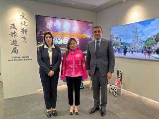 يمنى البحار تجري لقاءات إستراتيجية في هونج كونج لدفع التعاون السياحي والاستثمار الفندقي