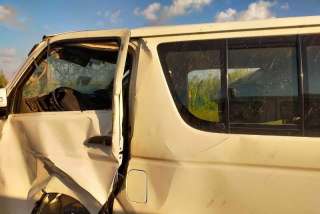 إصابة 4 أشخاص في اصطدام سيارة نقل أموال بملاكي بمحطة الرسوم بطريق الإسكندرية الصحراوي