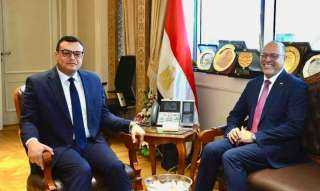 وزيرا الإسكان والعمل يبحثان تعزيز التعاون في عدد من الملفات المشتركة