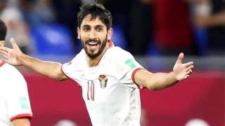 منافس مصر| إصابة يزن النعيمات مهاجم منتخب الأردن.. وغموض حول موقفه من كأس العرب