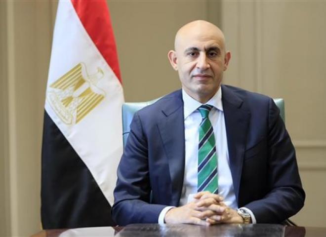 قرار عاجل من وزير التعليم بشأن إعادة تنظيم العمل ونظام الدراسة والامتحانات بمدارس المتفوقين