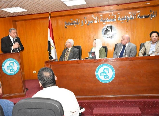 أمسية استثنائية في صالون الأمل… بحضور دولة رئيس الوزراء الأسبق دكتور عصام شرف