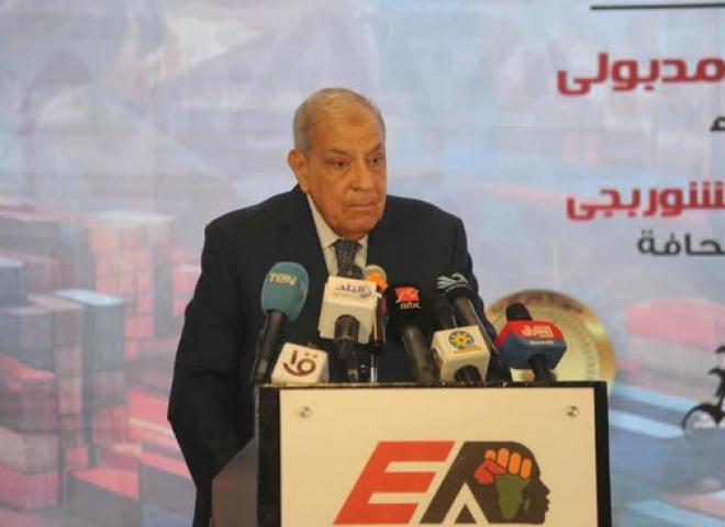 إبراهيم محلب: إفريقيا تعيش مرحلة النهضة الحقيقية| صور