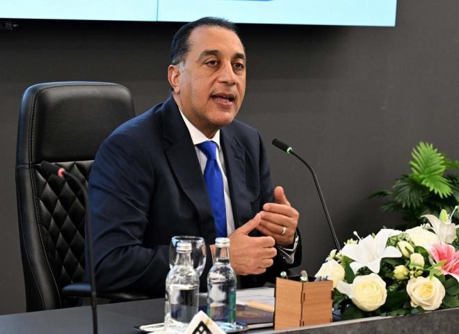 رئيس الوزراء يلتقي الملحقين العسكريين المرشحين للعمل بالخارج