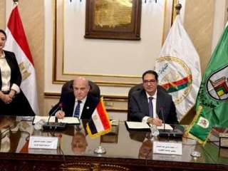 توقيع بروتوكول تعاون بين النيابة الإدارية وجامعة القاهرة| صور