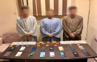 مراهنات وعملات وهمية.. سقوط عصابة توظيف أموال بالعملات المشفرة في أسيوط