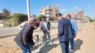 محافظ كفرالشيخ يتايع تطوير منظومة الإنارة العامة| صور