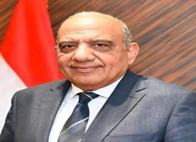 وزير الكهرباء يغادر إلى الصين لبحث الخطوات التنفيذية لإقامة مصنعي بطاريات تخزين الطاقة