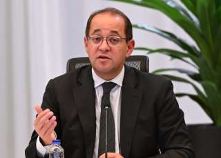 المالية تراجع «التعريفة الجمركية» لدفع مسار توطين الصناعة