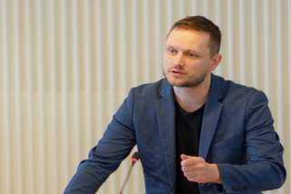 رئيس وزراء جرينلاند: واشنطن تسعى لإدارة الجزيرة وإلحاقها بالولايات المتحدة