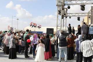 الجمهور يودع معرض الكتاب في يومه الأخير | صور