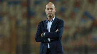 توروب يطلب رحيل حارس من الأهلي قبل إغلاق باب الانتقالات