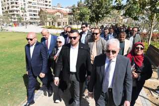 وزير الإسكان ومحافظ القاهرة ومستشار الرئيس يتفقدون مشروعات القاهرة الخديوية| صور