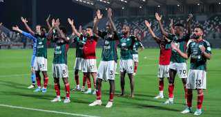 الاتفاق السعودي يدرس تفعيل بند تجديد عقد الشهري لموسم آخر