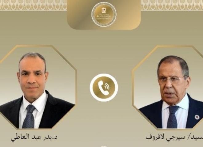 وزير الخارجية يؤكد أهمية خفض التصعيد واحتواء التوتر المتصاعد في المنطقة