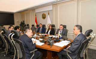 وزيرالتموين يعقد اجتماعًا موسعًا لمتابعة الموقف التنفيذي لصرف المنحة الإضافية وضمان انتظامها دون معوقات