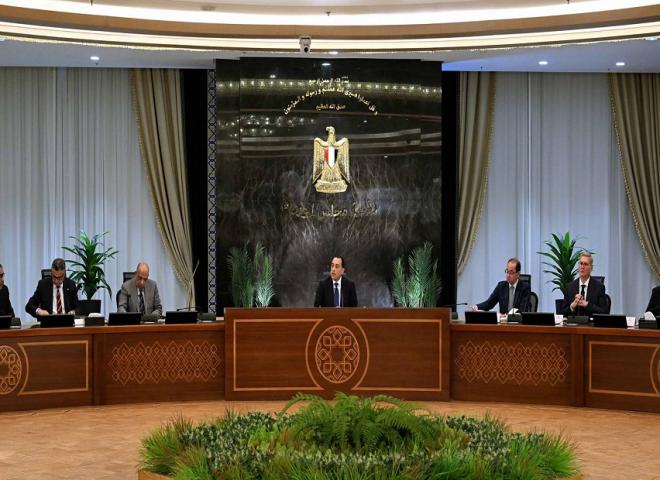 مدبولي يطمئن المصريين: مخزون السلع الاستراتيجية آمن لعدة شهور.. ولن نسمح بممارسات احتكارية