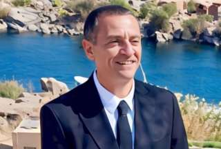 محافظ أسوان يستقبل نائبة وزيرة التضامن.. ويبحثان تعزيز دعم الشراكة مع المجتمع المدني