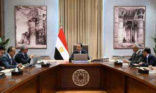 رئيس الوزراء يتابع الموقف التنفيذي لمشروعات المنطقة الاقتصادية لقناة السويس