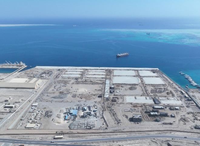 ”سفاجا 2”.. أحدث بوابة لوجستية لتنمية الصعيد بطاقة نصف مليون حاوية سنويًا| إنفوجراف