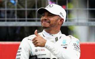 هاميلتون واثق من اتخاذ القرار الصحيح بشأن سباقي البحرين والسعودية