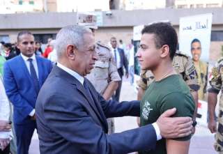 في يوم الشهيد.. الأكاديمية العربية تحتضن حلم حمزة منسي من ”ابن البطل” إلى قصة نجاح