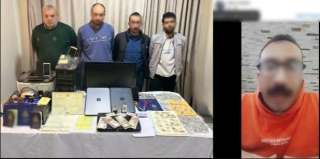 جوازات وهويات بحرية مزيفة تكشف عصابة نصب للاستيلاء على أموال المواطنين بدمياط