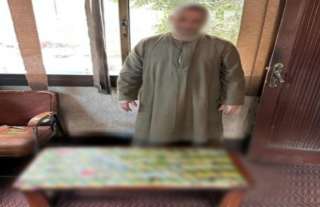 سقوط نصاب الدعم في إمبابة.. 74 بطاقة تموين في قبضة صاحب مخبز