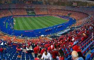 رئيس هيئة استاد القاهرة يوضح حقيقة الفيديوهات المسيئة للأهلي