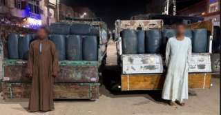 ضبط كميات ضخمة من السولار قبل بيعها في السوق السوداء بأسوان