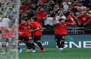 مرموش في اختبار ”الليجا” أمام إسبانيا.. وبرشلونة وأتلتيكو مدريد يترقبان