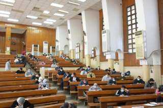 استعدادات مكثفة لامتحانات الجامعات 2025-2026.. وهذه أبرز الضوابط