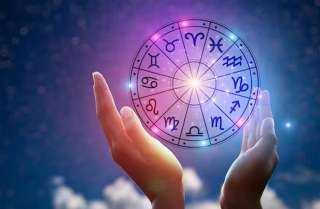 حظك اليوم الخميس 9 أبريل 2026.. تعرّف على الأبراج الأكثر حظًا في التقدم المهني والعاطفي