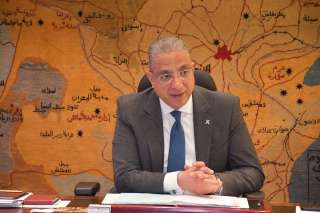 محافظ الجيزة يوجه بتطوير ميادين ورفع كفاءة عدد من الطرق ومواجهة ظاهرة القمامة