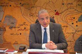 محافظ الجيزة يوجه بتطوير ميادين ورفع كفاءة عدد من الطرق ومواجهة ظاهرة القمامة