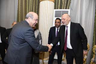 المستشار حسين أبو العطا يهنئ النائب أحمد عصام بمناسبة زفاف شقيقته