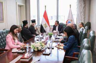 وزير الصحة يستقبل بابا الروم الأرثوذكس لبحث إنشاء مستشفى بالإسكندرية