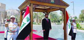 رئيس مجلس الوزراء العراقي يتسلم مهامّه رسميًا في بغداد